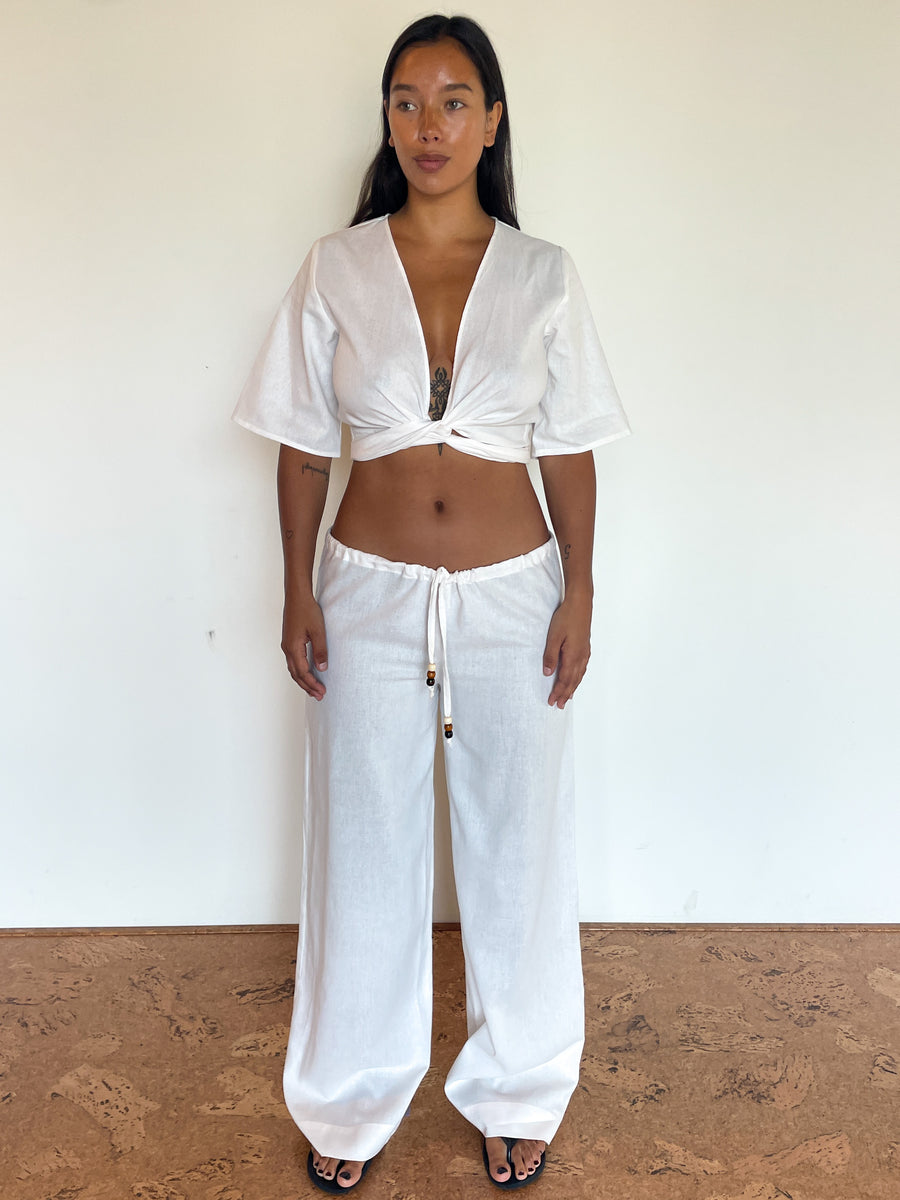 ultimate trousers | white